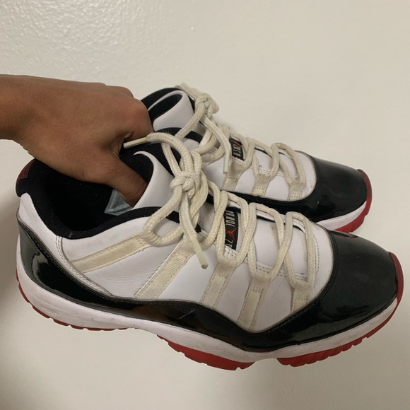 Concord bred Jordan 11 size 10 - Picture 2 of 10